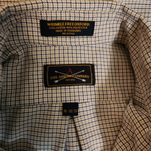 Arrow Company Wrinkle Free Oxford - Picture 2 of 5